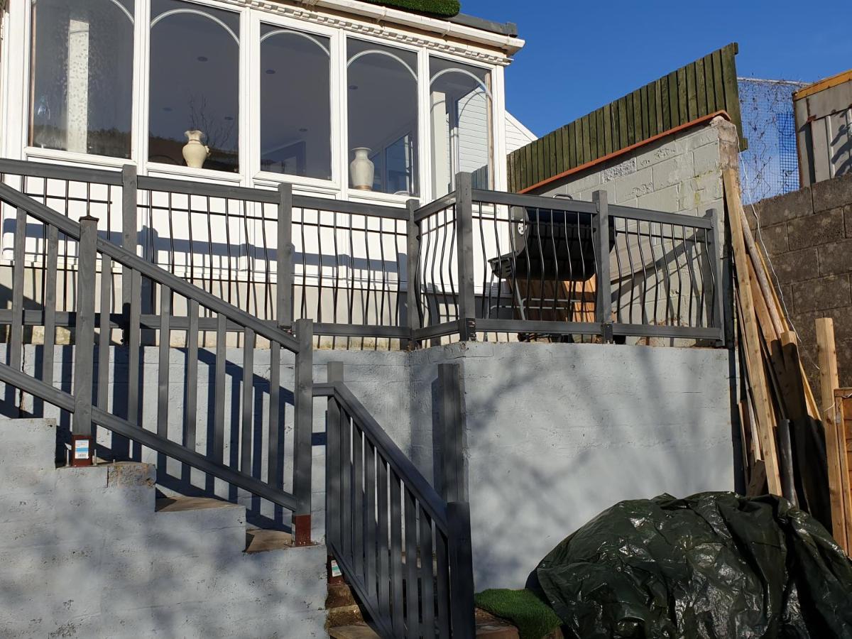 Riverside Holiday home *