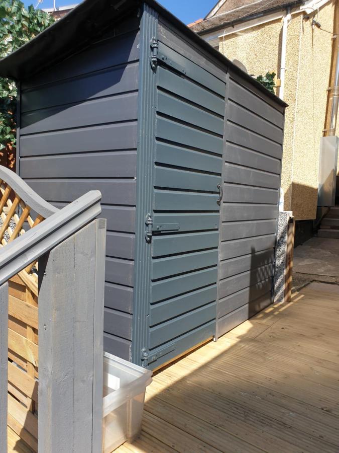 Riverside Holiday home